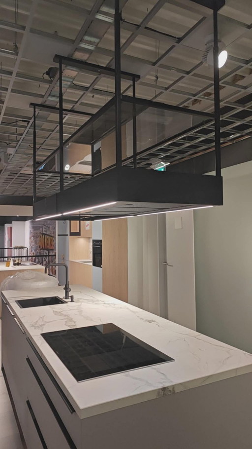 Falmec Spazio 180BL Zwarte Design Afzuigkap - Showroommodel