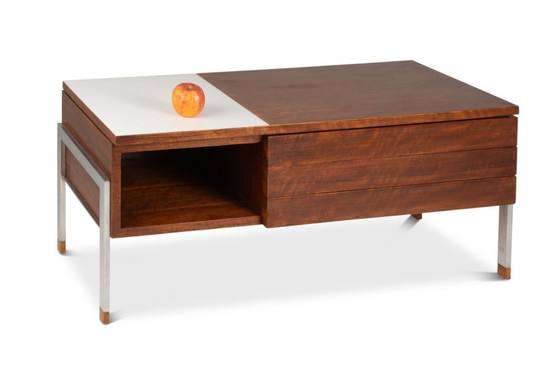 Image 1 of Pareja de cómodas bajas de teca y metal cromado. Años sesenta.