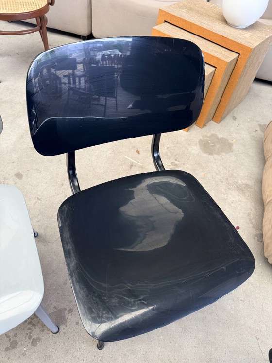 Revolt chairs by Friso Kramer (set of 6) – Ahrend de Cirkel, Dining chairs, Metal, Plastic (photo 12 of 16)