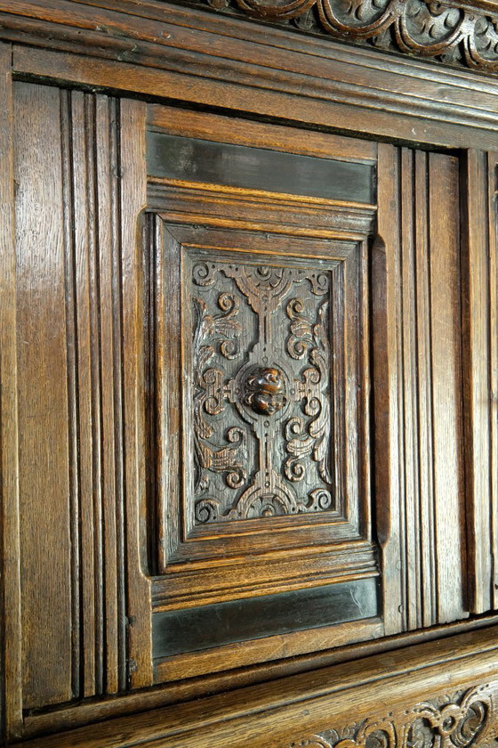 Image 1 of Fino armario Pilaster holandés del siglo XVII