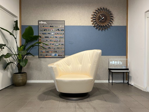 Giorgetti | Massimo Scolari | Arabella + Poef | Light Champagne Stof