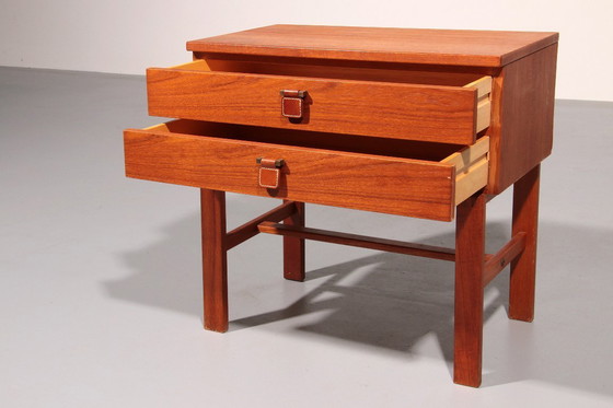 Image 1 of Cassettiera vintage in teak con maniglie in pelle di Fröseke Nybrofabrik
