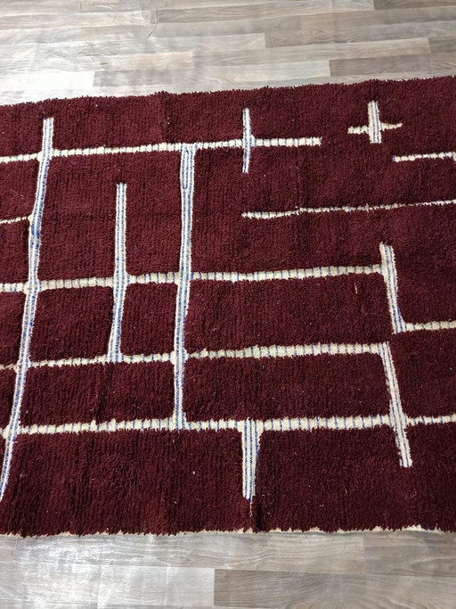 Alfombra bereber tradicional hecha a mano, 150/250 cm.