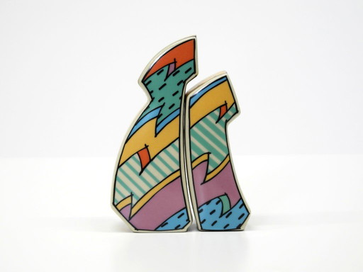 Beautiful 1980s salt and pepper shakers by Dorothy Hafner for Rosenthal Studio Line "Flash One"