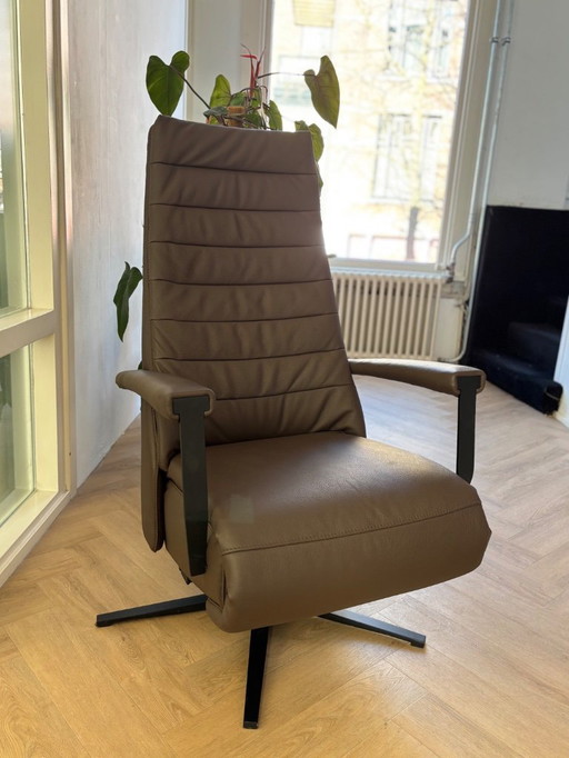 Velderhof recliner model Liri dark brown