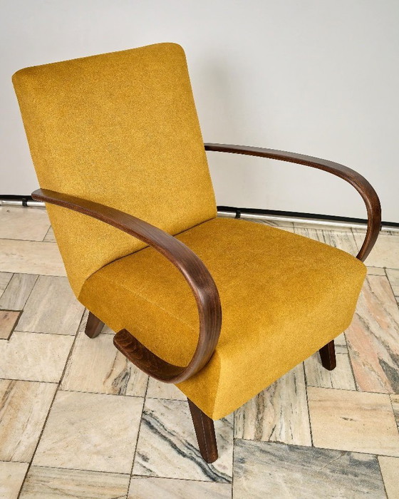 Image 1 of Sillón H 410 diseñado por Jindrich Halabala, Checoslovaquia.