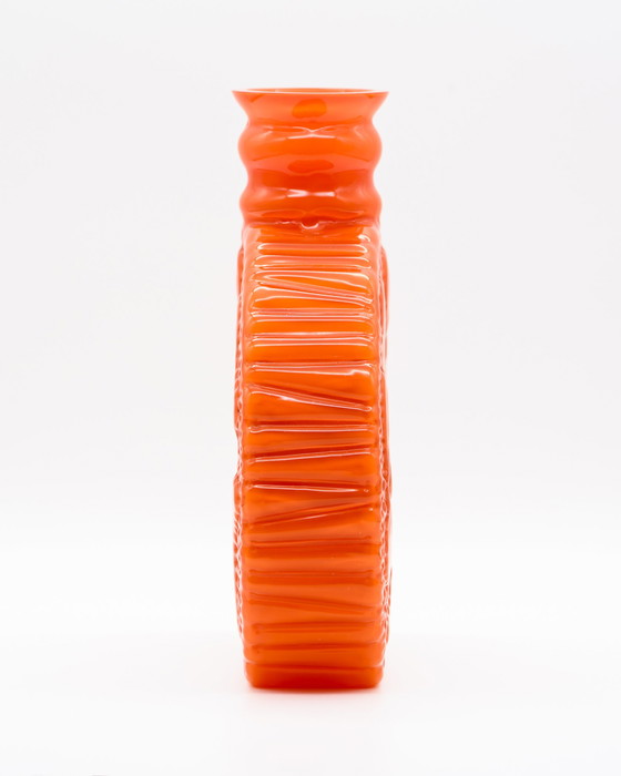 Image 1 of Vintage Mid Century Kristallglaswerk Hirschberg Space-Age Vaas Duo: Gedurfde blauwe en oranje glazen meesterwerken