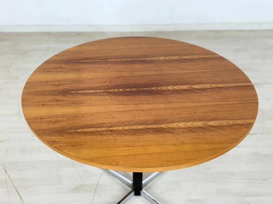 Image 1 of Very beautiful vintage dining table / kitchen table / table / JM Thomas