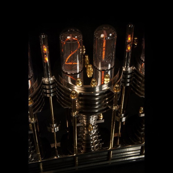 Image 1 of Nixie Klok Lim.Ed. 2/10 "Tijdbasis".