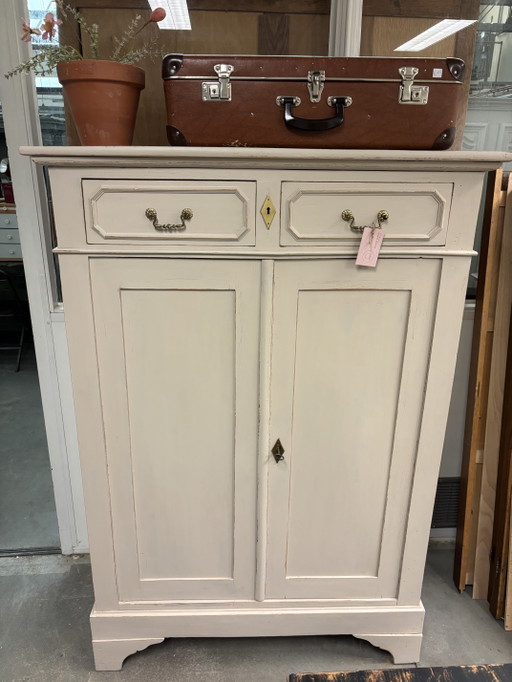 Vintage Brocante meidenkast / buffetkast 