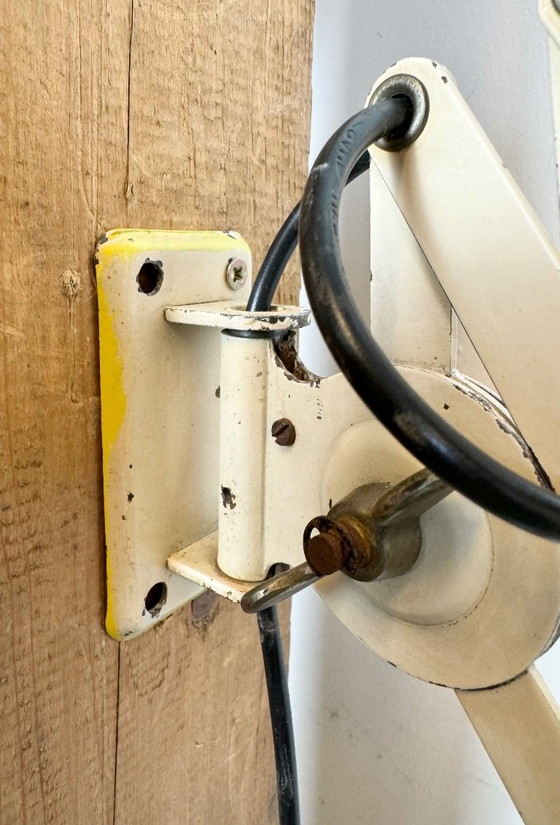 Image 1 of Beigefarbene, industrielle Wandleuchte im Midcentury-Stil mit Scherenmechanismus von Wila Leuchten, 1960er Jahre