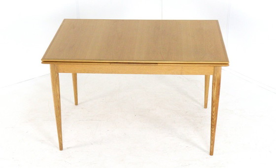 Image 1 of Table de salle à manger rectangulaire extensible « Embsen » vintage