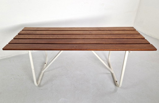 Banc à lattes vintage des années 1960