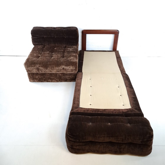 Image 1 of 2x vintage sleeping armchair