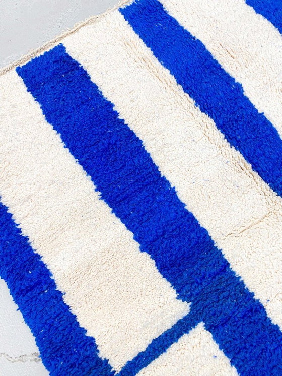 Image 1 of Magnifique Tapis artisanal 250cmx150cm 