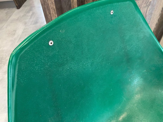 Image 1 of Sedia a guscio di Pierre Guariche per Meurop vert vintage 1960