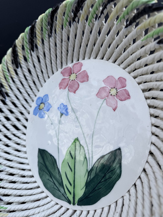 Image 1 of Cesta de frutas de cerámica tejida de los años 50