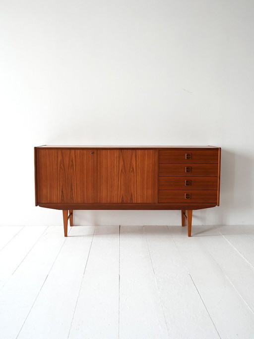 Buffet scandinave vintage en teck avec grain frappant