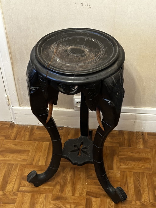 Mesa de pedestal de madera ennegrecida con cabezas de elefante - Colmillos de madera - Napoleón III