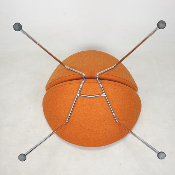 Image 1 of Vintage fauteuil in oranje plak en verchroomd metaal van Pierre Paulin voor Artifort, 1980