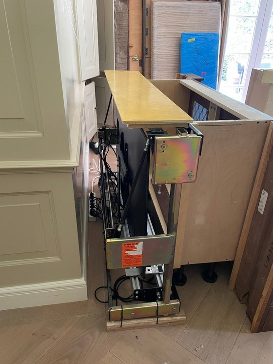 Image 1 of Clive Christian tv dressoir incl tv