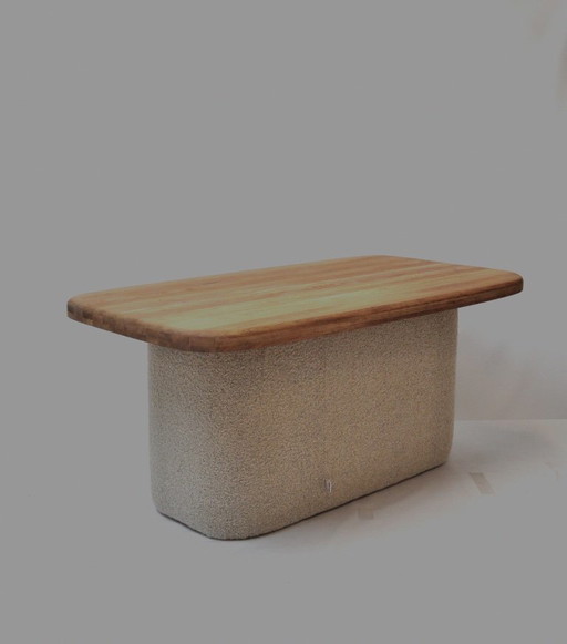 Table de salle à manger sculpturale unique en chêne et laine