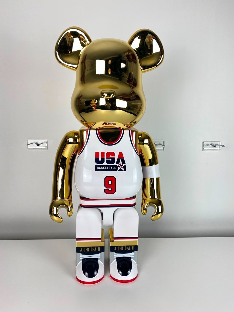 Bearbrick Michael Jordan 1992 Dream Team USA Trikot Gold Chrom