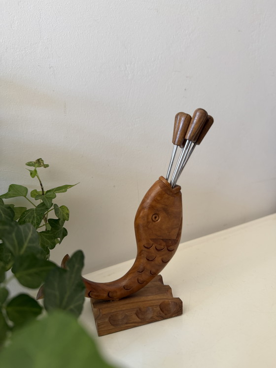 Image 1 of Palillos de cóctel de madera en soporte, década de 1970.