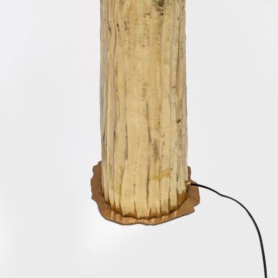 Image 1 of Vloerlamp van gehamerd messing in fakkelstijl, Italië
