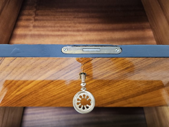 Image 1 of Commode en acajou du Mid Century des années 1950 avec miroir