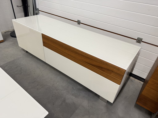 Hulsta Tv meubel wit noten hout 176