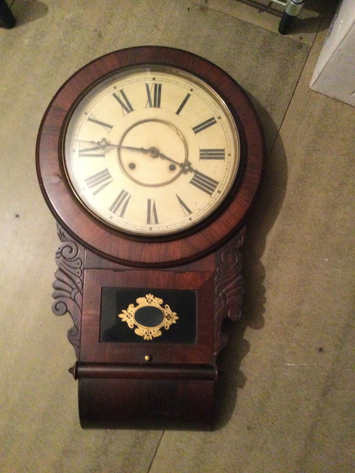 Antieke Waterbury Engelse Wandklok (Genummerd) Mahony
