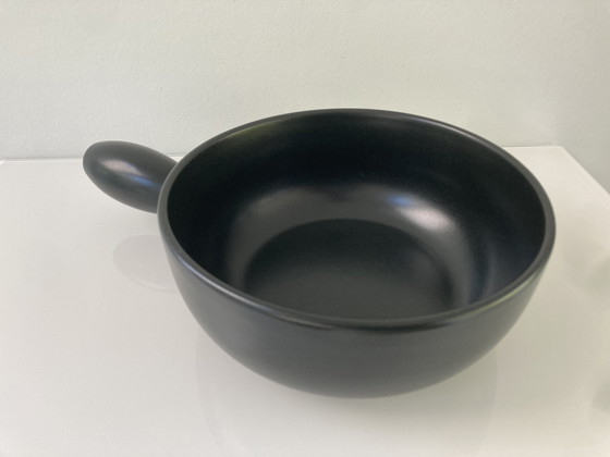 Image 1 of Fondue Pan of Black Ceramic, Capacity 2.5 Liter