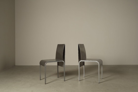 Image 1 of Set aus sechs postmodernen Esszimmerstühlen aus Edelstahl aus der Zeit um 1980-1990.