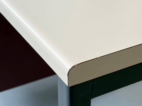 Image 1 of Bigla Schreibtisch aus Stahlrohr mit Metallkorpus, 1970er Jahre