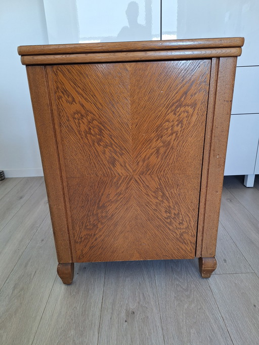 Machine à coudre Pfaff dans un meuble en chêne