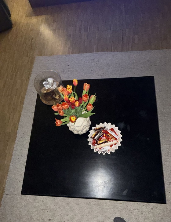 Image 1 of Tavolino da caffè artigianale in legno massello di sheesham - pezzo unico