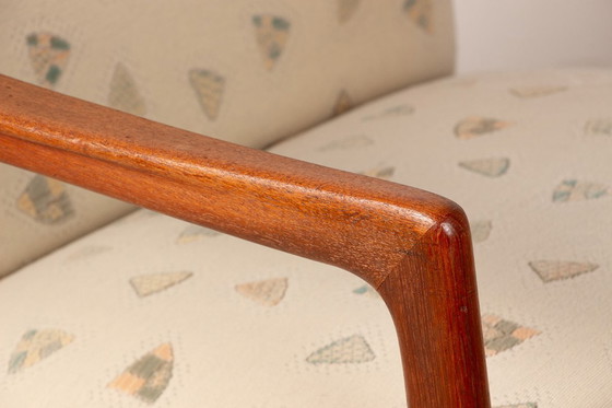 Image 1 of Ein Paar skandinavische Sessel aus Teakholz und neuem Stoff, 1960.