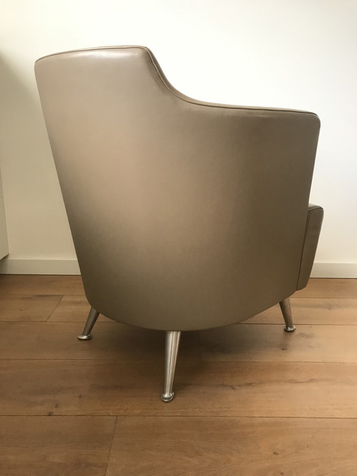 Moroso Jules Leather Armchair by Enrico Franzolini - Italy