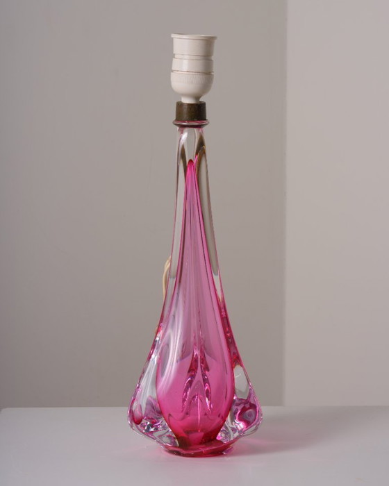 Image 1 of Val Saint Lambert Crystal Table Lamp – Pink/Fuchsia (1950s/1960s)