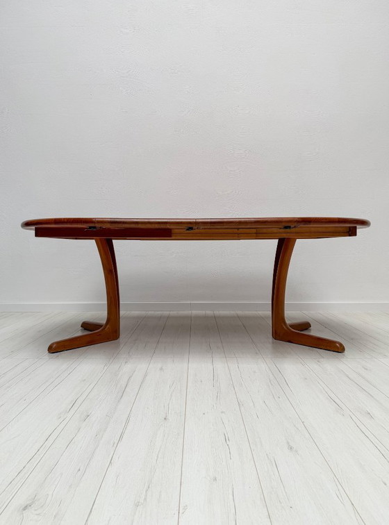 Tavolo da pranzo allungabile rotondo in teak danese vintage anni '70 di Langeskov Møbelfabrik (photo 5 of 8)