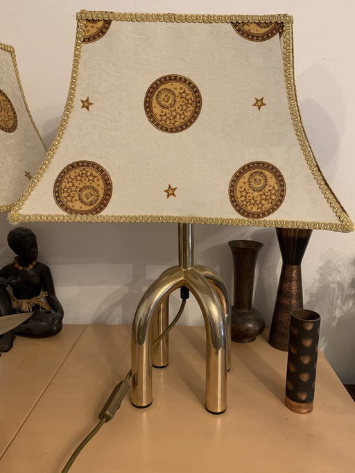Table lamps with brass lamp base