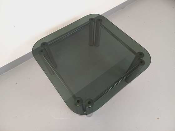 Image 1 of Vintage Italiaanse vierkante Space Age salontafel van gerookt glas en verchroomd metaal uit de jaren 70