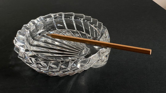 Image 1 of Cenicero en forma de concha Cristal de época