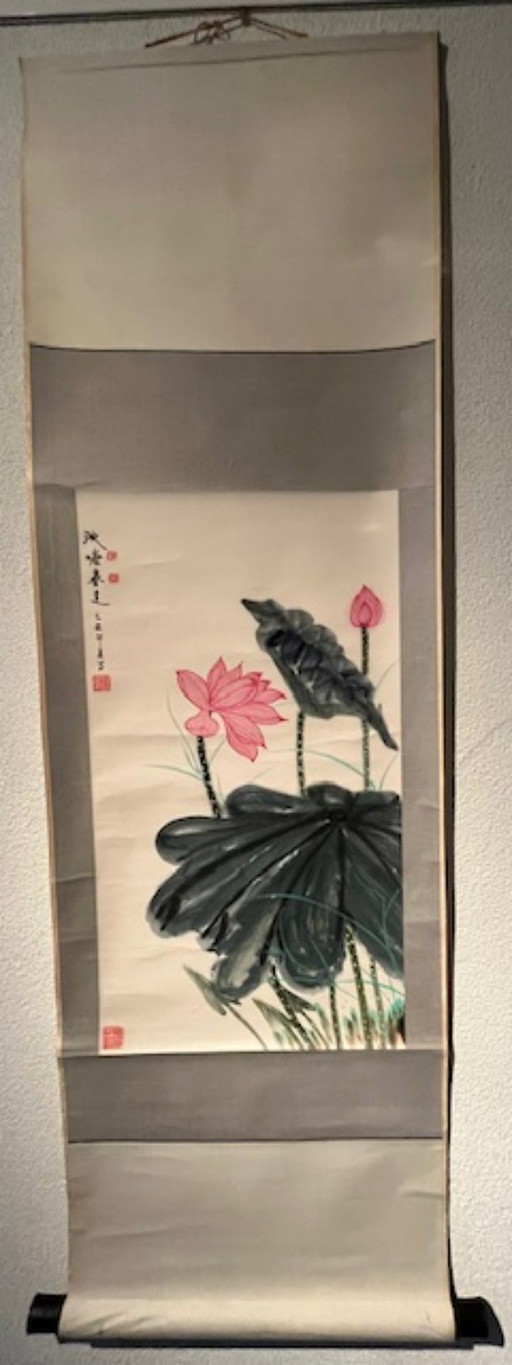 Chinese hangende rol schilderij– 1985. Lotus bloemen