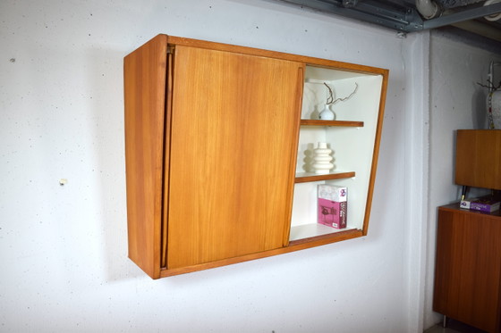 Mobiletto a muro di metà secolo, mensola vintage, mobiletto sospeso – Monke Möbel, Armadi a muro, Wood (photo 3 of 8)