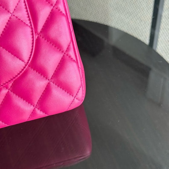 Image 1 of Chanel Classic Flap Jumbo - Dubbele klep 30 cm, gewatteerd lamsleer, roze, zilverkleurige hardware