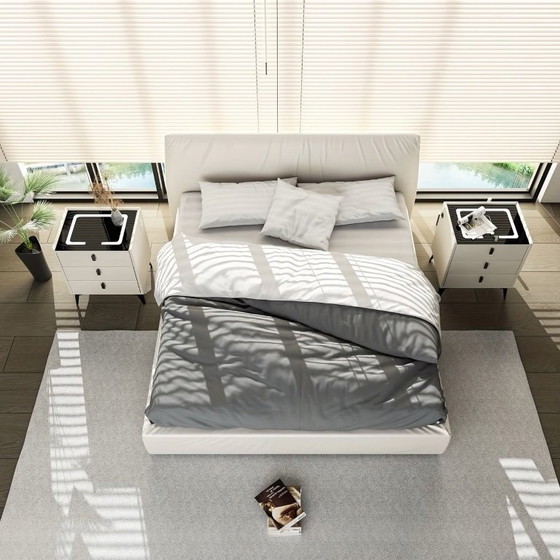 Image 1 of Mesita de noche electrónica