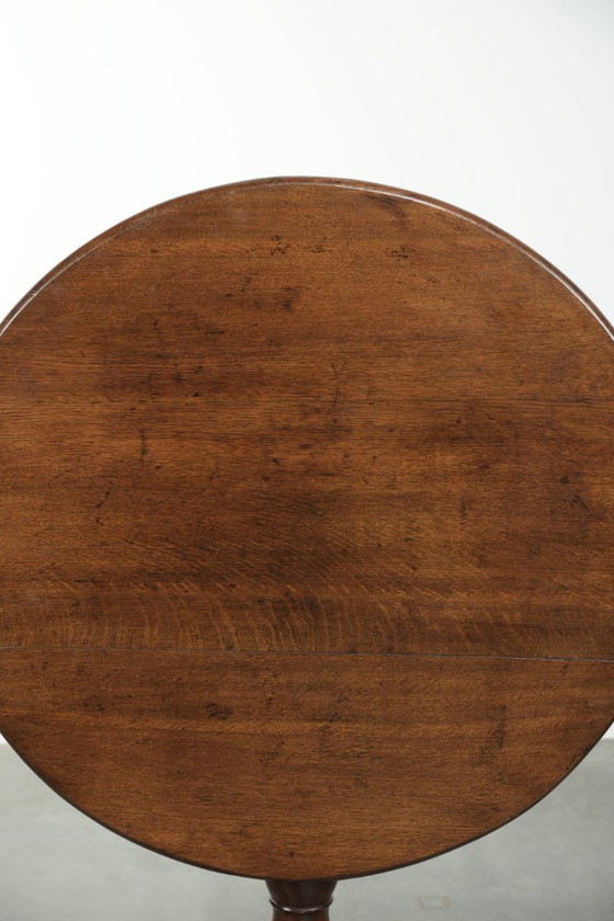 Image 1 of Table d'appoint/table basse anglaise ancienne en chêne, datant de la fin du XVIIIe siècle