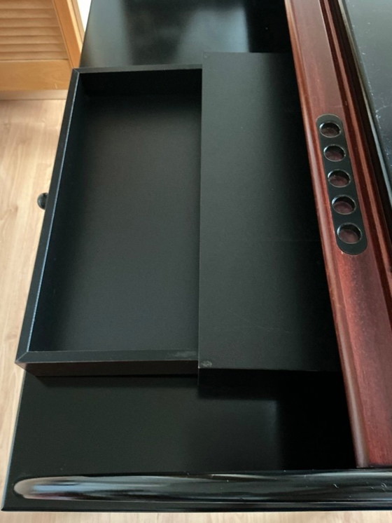 Image 1 of Samenhorende boekenrek, bureau en stoel van Ligne Roset. Gekocht bij Interieur Plus Peer.